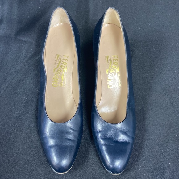 Salvatore Ferragamo Navy Leather Heel (1353) - Picture 2 of 8